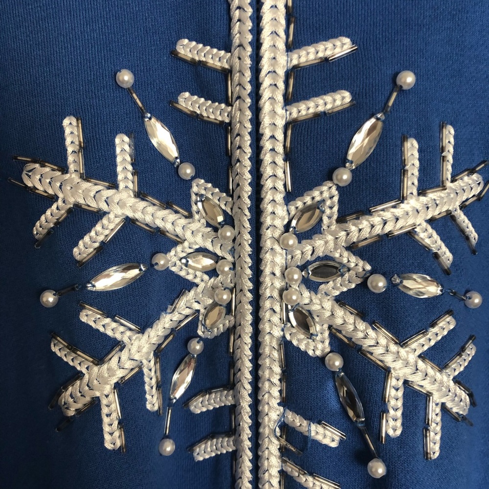 Quacker Factory Snowflake Embellished Hooded Swea… - image 2